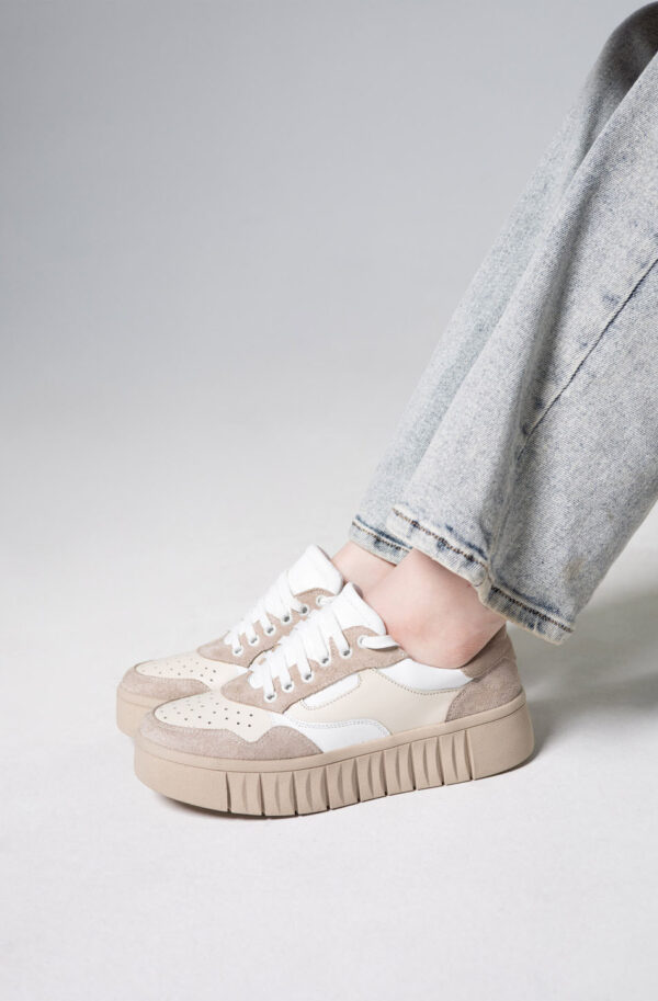 Жіночі кеди на платформі бежево-білі | 79402