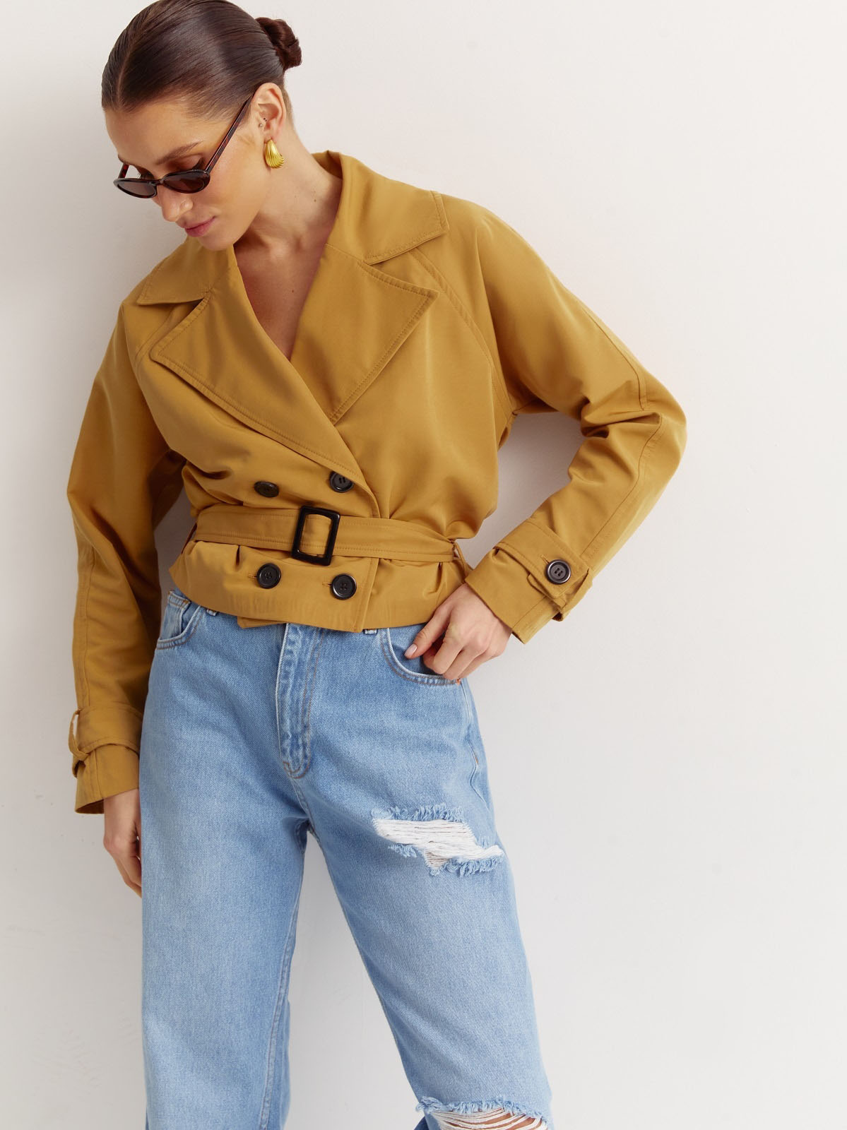 Жіночий короткий плащ-жакет бежевий | 79115