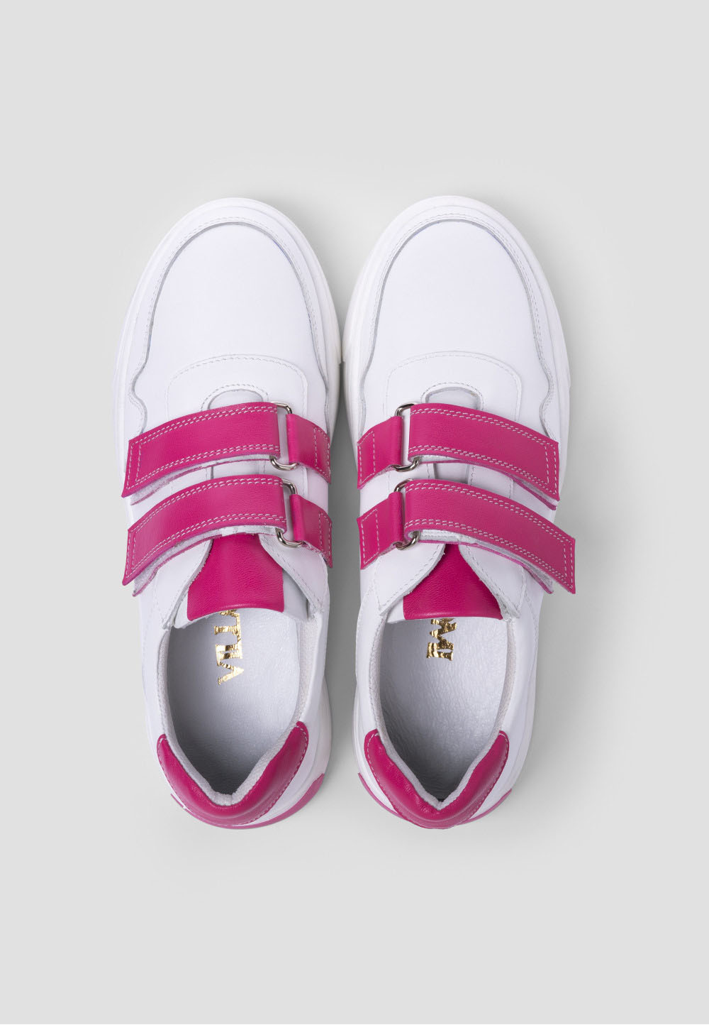 Шкіряні білі кеди з малиновими липучками | 79428 Шкіряні білі кеди з малиновими липучками | 79428