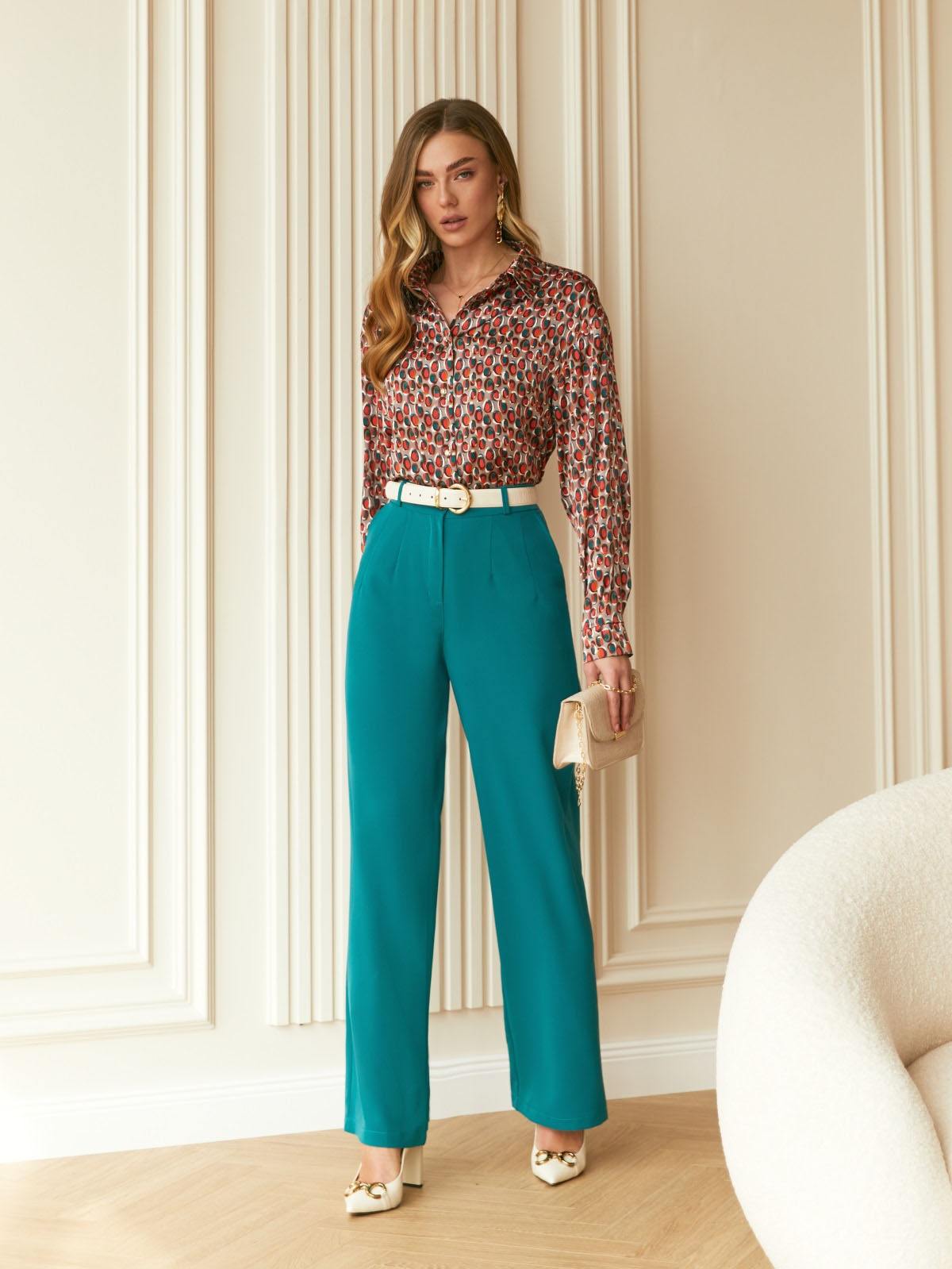 Блуза зі штучного шовку бежева в принт | 79280 Блуза зі штучного шовку бежева в принт | 79280