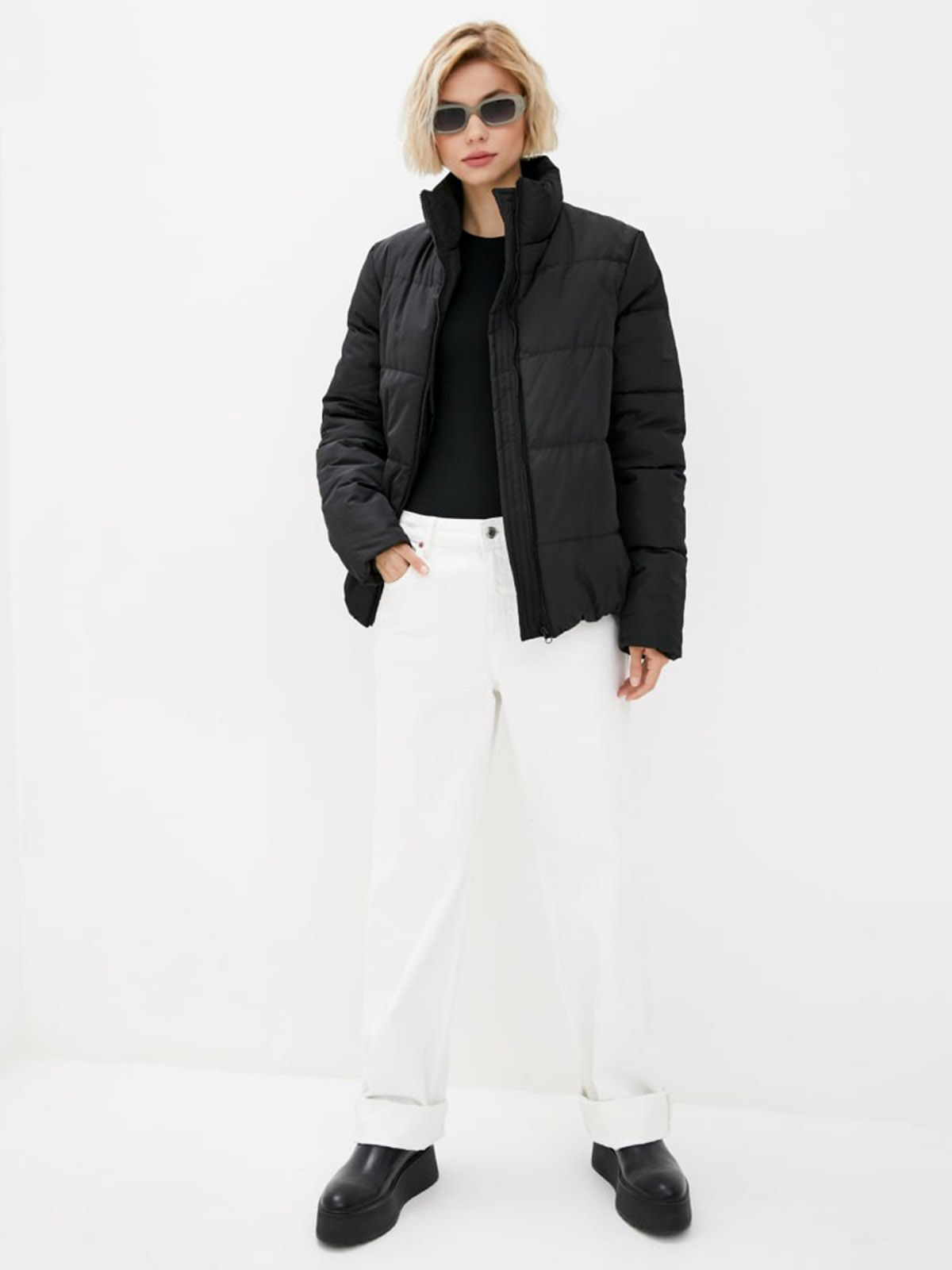 Демісезонна куртка чорна з коміром-стійкою | 79657 Демісезонна куртка чорна з коміром-стійкою | 79657