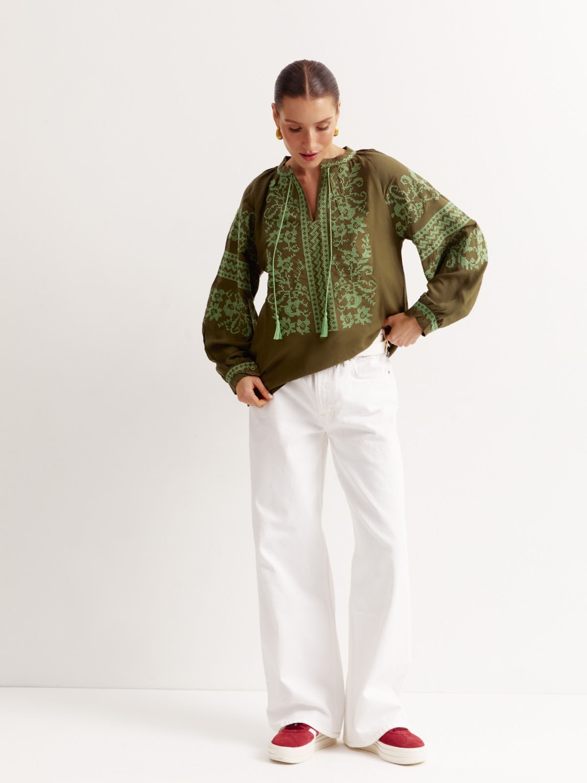 Бавовняна вишиванка кольору хакі | 79319