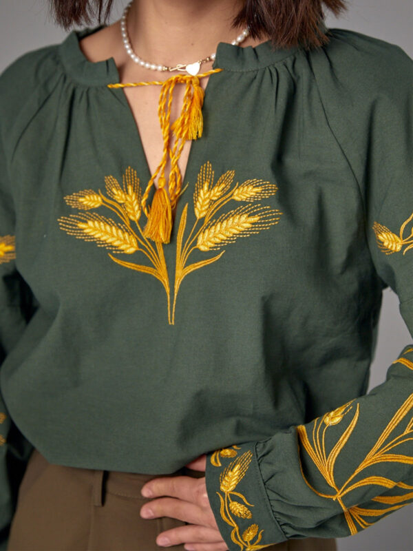 Бавовняна блуза зелена з вишивкою Колоски | 79763