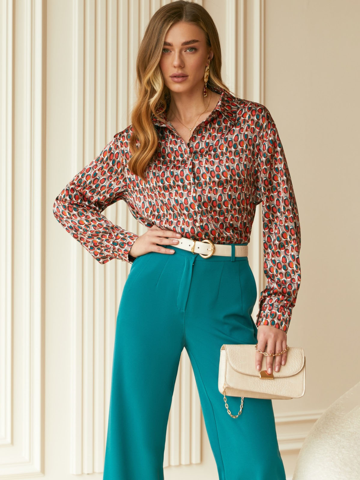 Блуза зі штучного шовку бежева в принт | 79280 Блуза зі штучного шовку бежева в принт | 79280