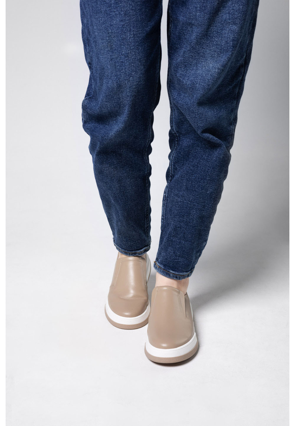 Жіночі шкіряні сліпони капучино | 79380 Жіночі шкіряні сліпони капучино | 79380