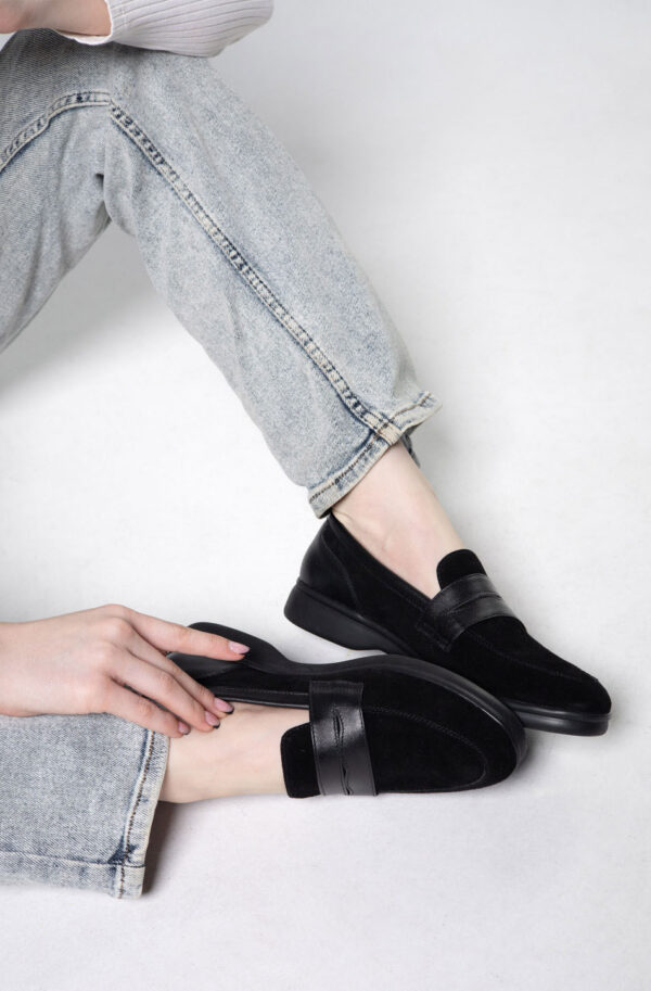 Замшеві туфлі чорні зі шкіряною вставкою | 79479