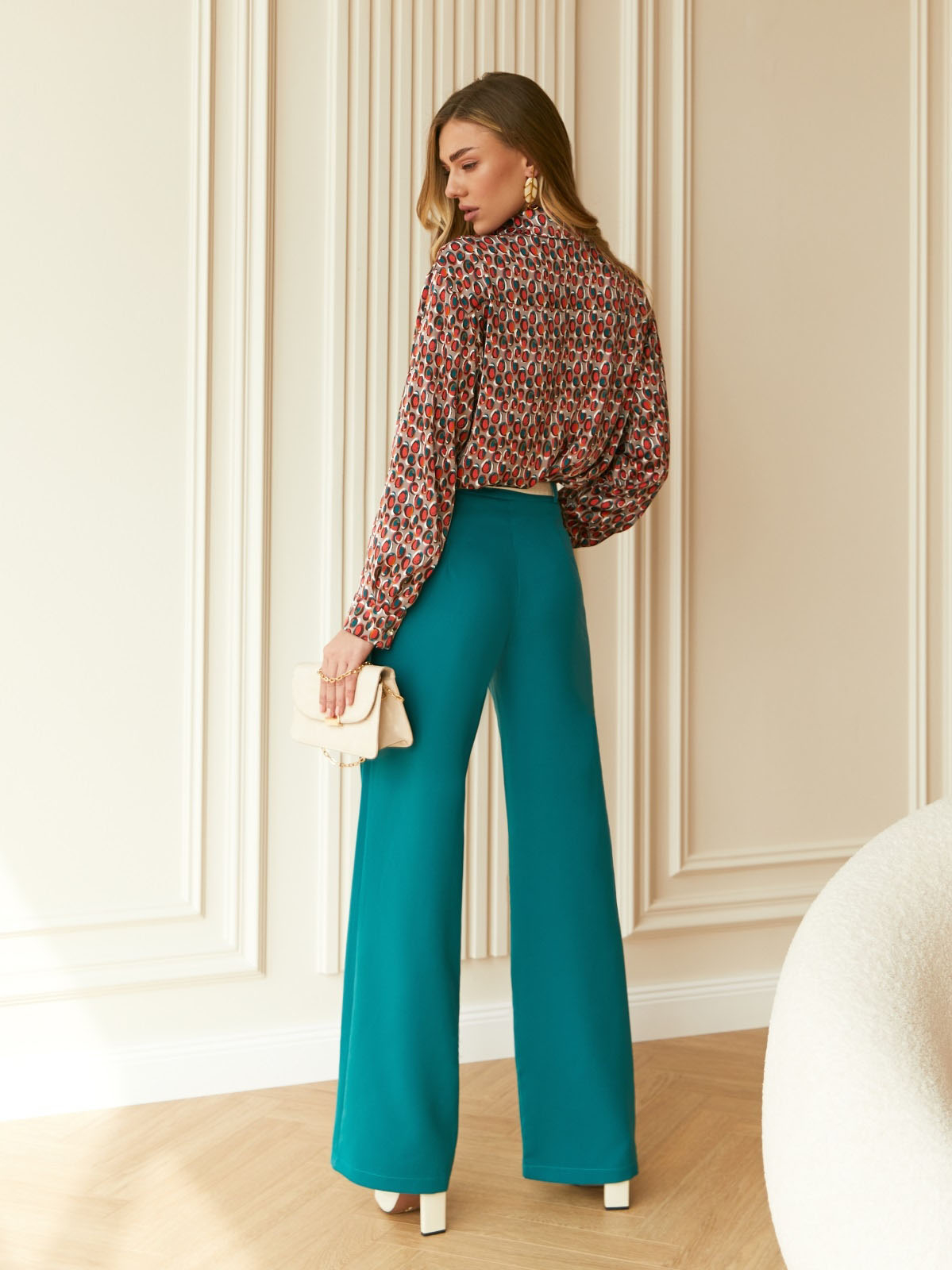 Блуза зі штучного шовку бежева в принт | 79280 Блуза зі штучного шовку бежева в принт | 79280