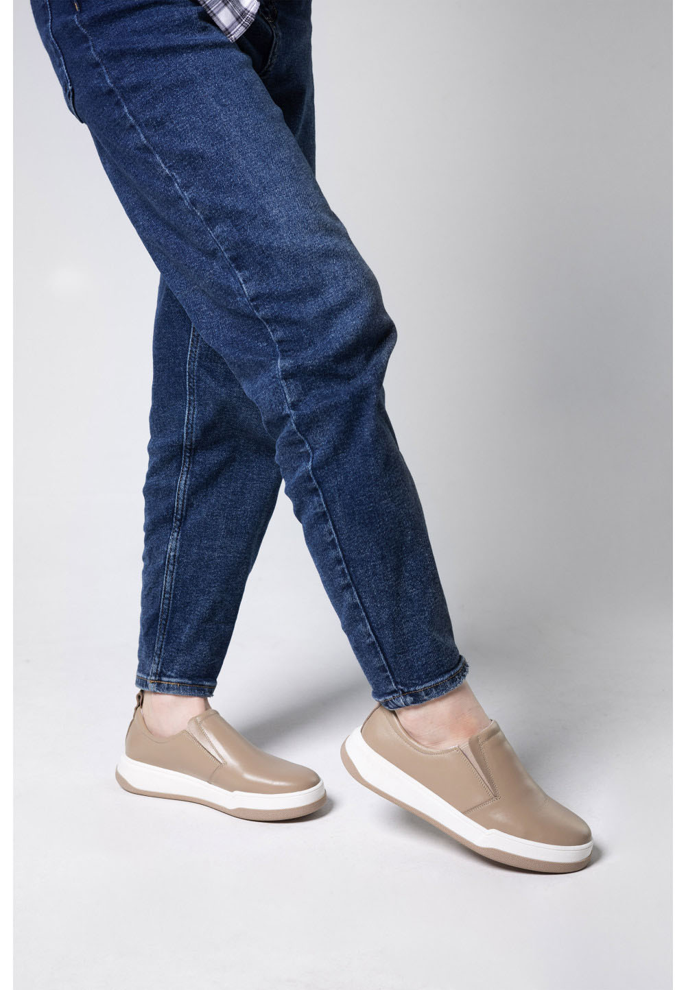 Жіночі шкіряні сліпони капучино | 79380 Жіночі шкіряні сліпони капучино | 79380