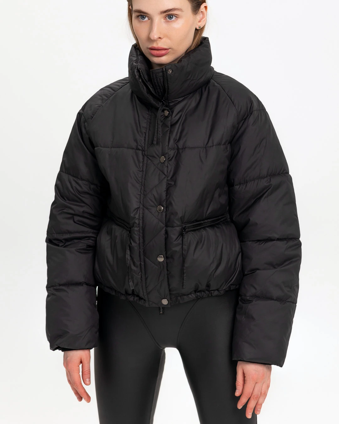 Демісезонна коротка куртка oversize чорна | 78373