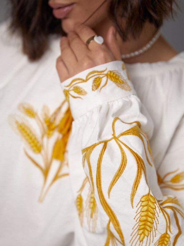 Бавовняна блуза молочна з вишивкою Колоски | 79773