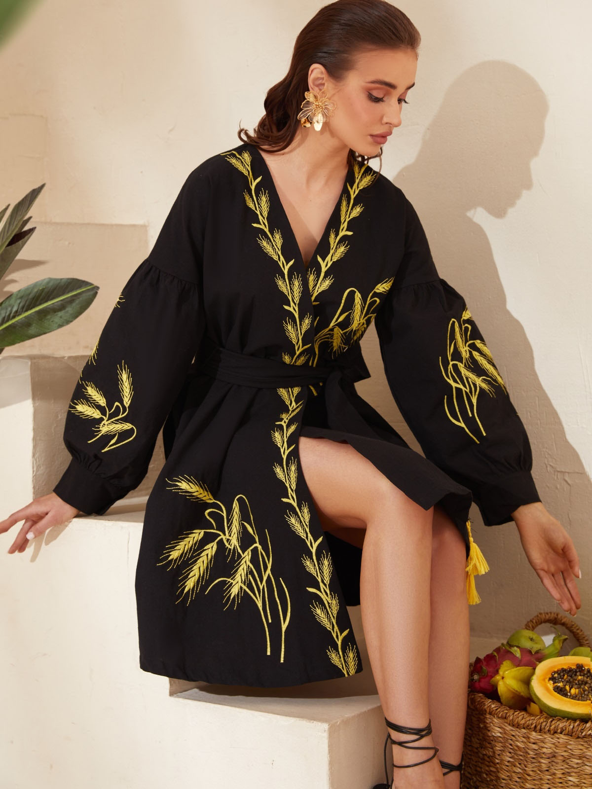 Сукня-кімоно чорна з вишивкою Колоски | 80273 Сукня-кімоно чорна з вишивкою Колоски | 80273