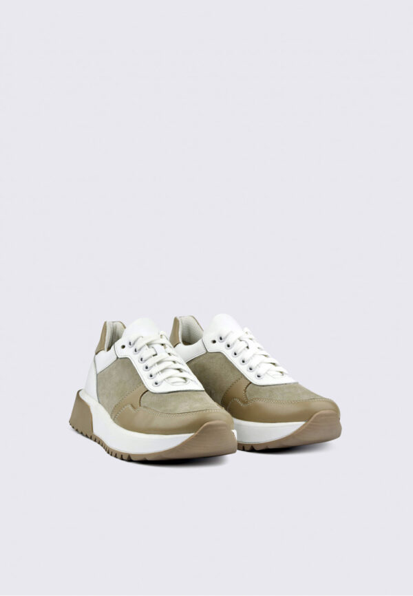 Жіночі кросівки бежево-білі зі вставками замші | 80353