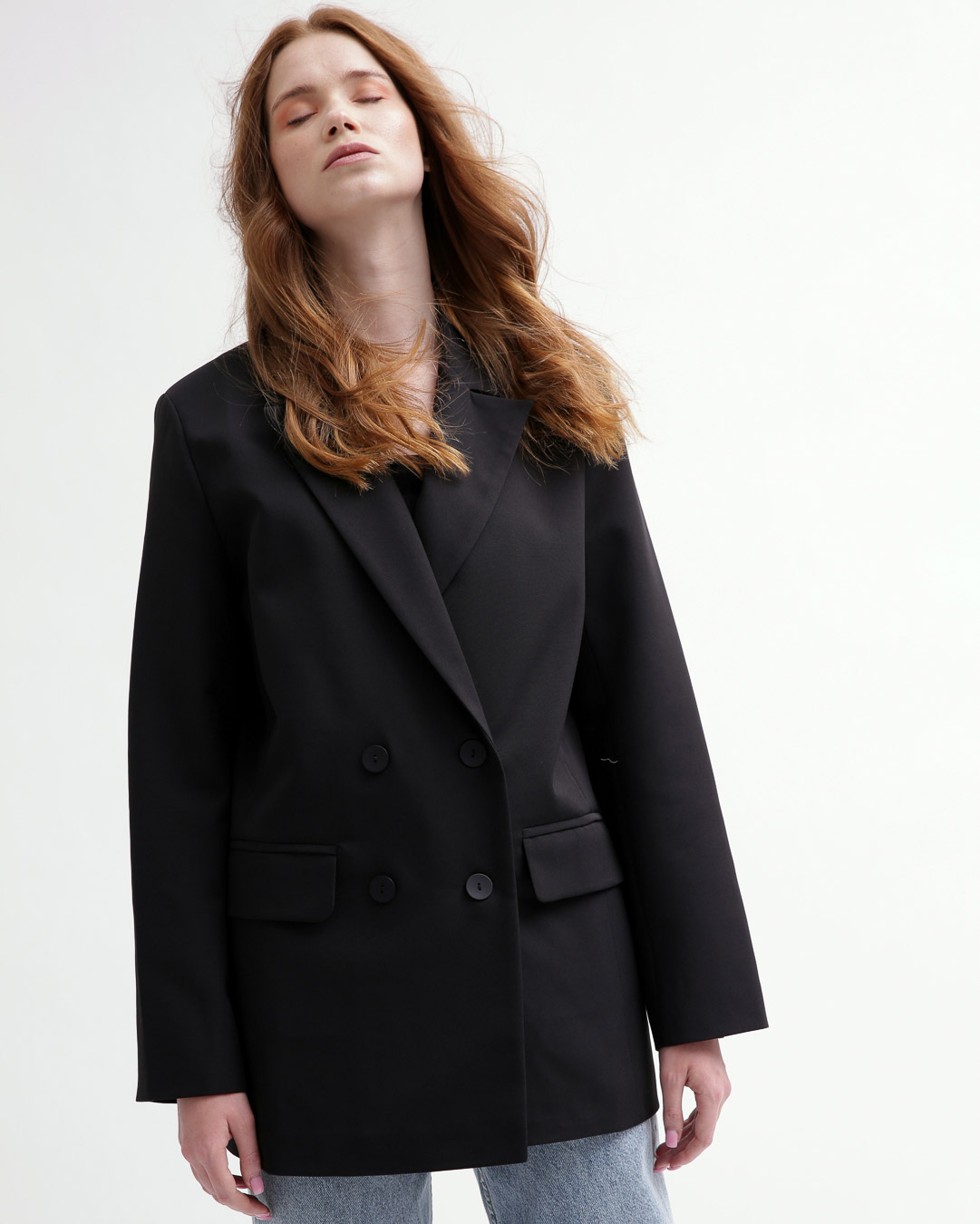 Двобортний подовжений піджак чорний | 79801 Двобортний подовжений піджак чорний | 79801