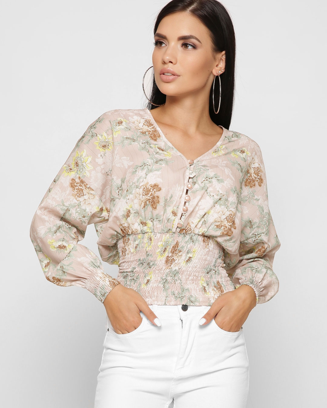 Шифонова блуза пудрова в квітковий принт | 81402