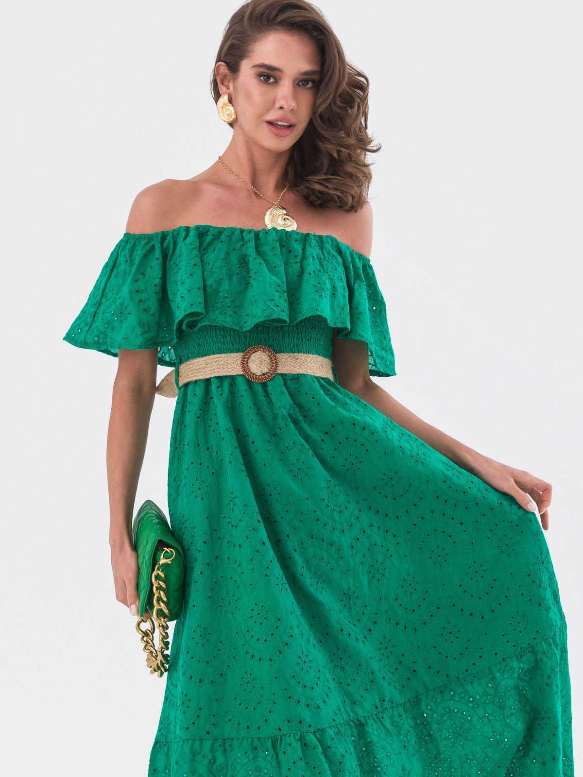 Сукня з прошви зелена з відкритими плечима | 82043