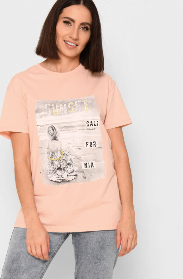 Бавовняна футболка персикова з принтом | 83135