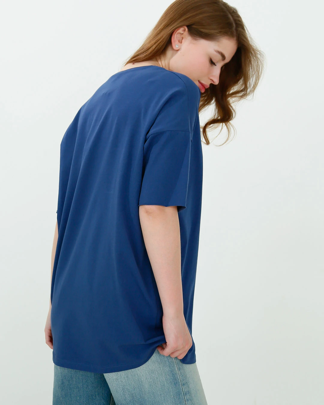 Жіноча подовжена футболка синя з поясом | 83180