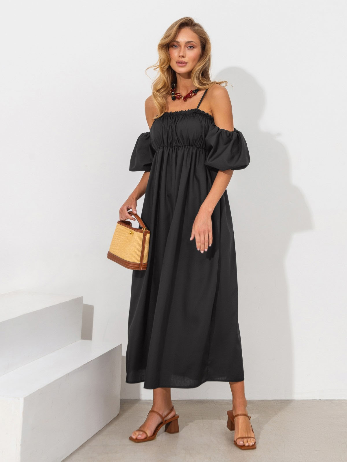 Довга сукня на бретелях чорна з бавовни | 83277 Довга сукня на бретелях чорна з бавовни | 83277