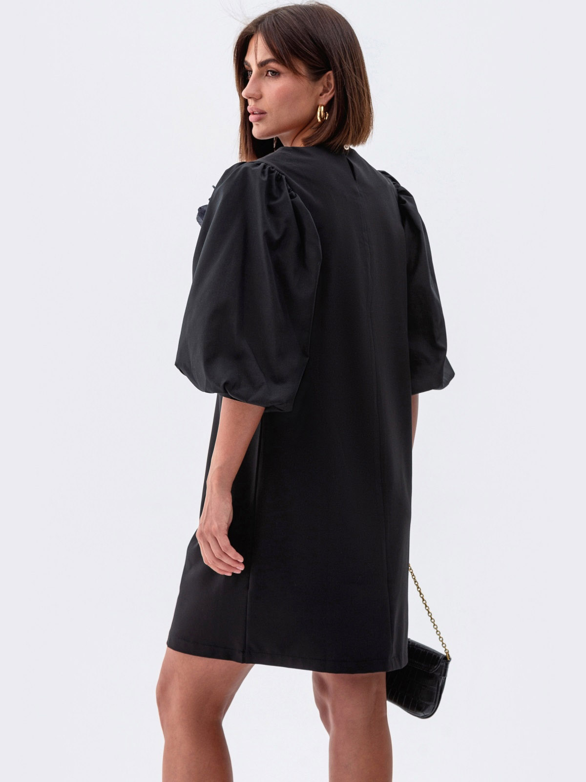 Чорна сукня А-силуету з тіару | 83363