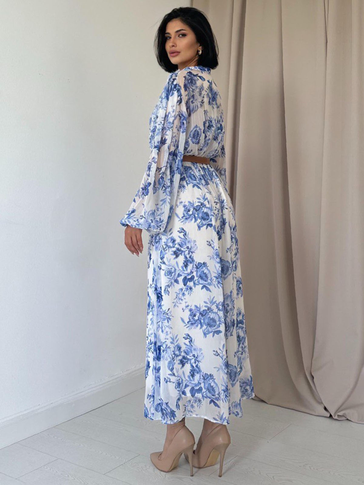 Літня шифонова сукня біла в блакитні квіти | 83353 Літня шифонова сукня біла в блакитні квіти | 83353