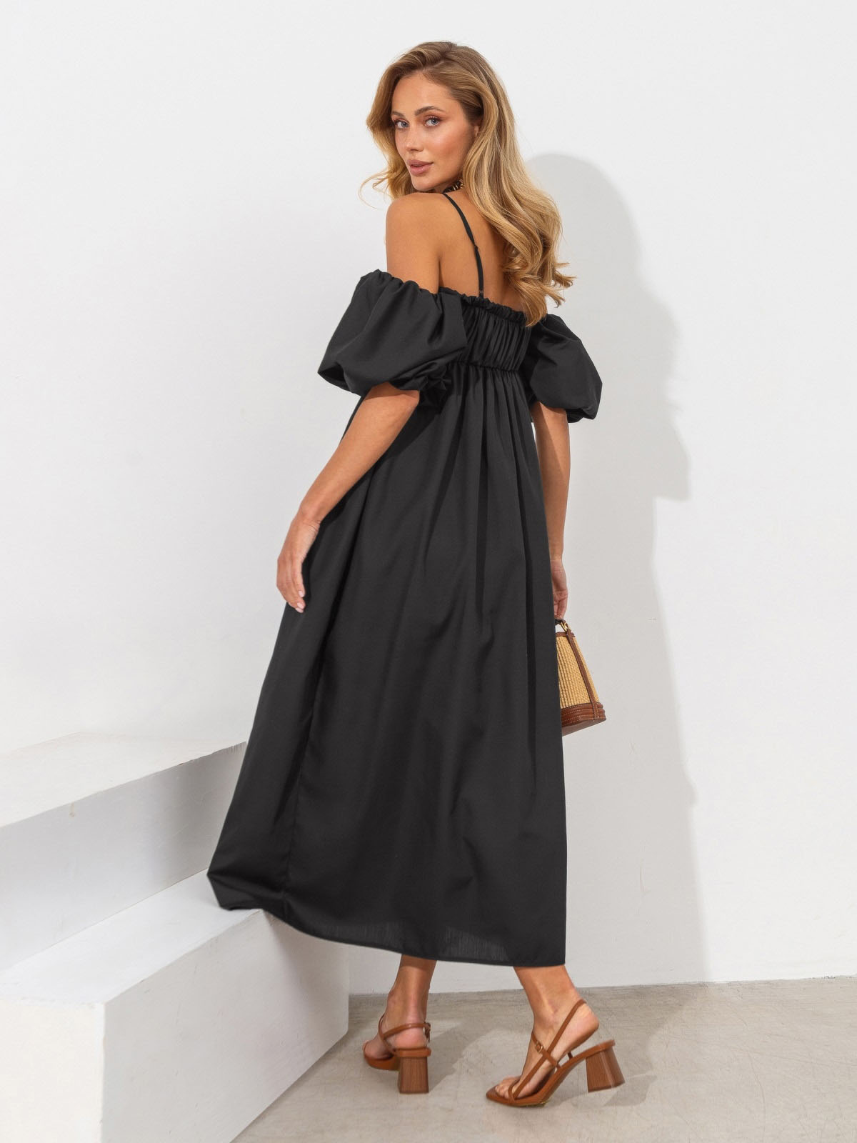 Довга сукня на бретелях чорна з бавовни | 83277 Довга сукня на бретелях чорна з бавовни | 83277