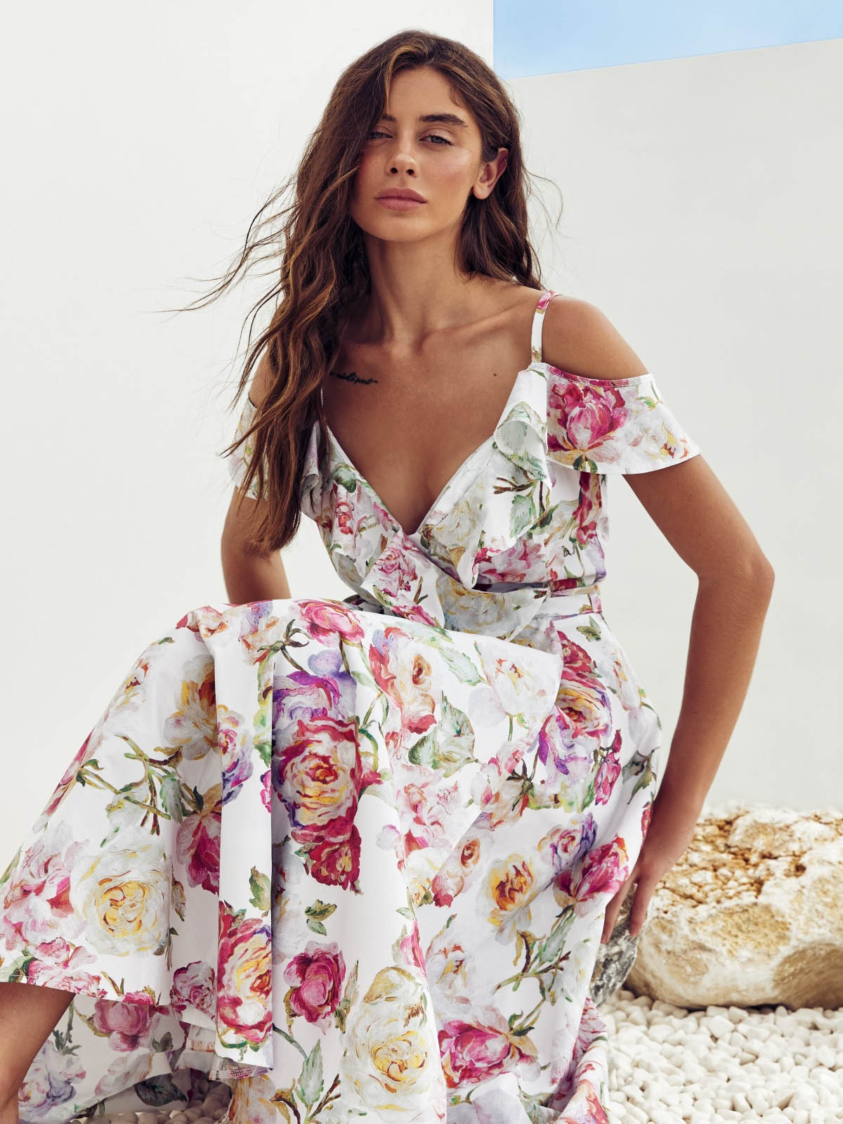 Сарафан білий у квітковий принт на запах | 84152 Сарафан білий у квітковий принт на запах | 84152