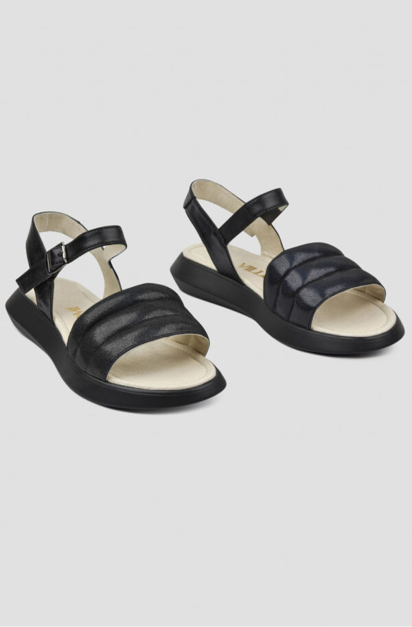 Шкіряні босоніжки чорні з синім відливом | 83825