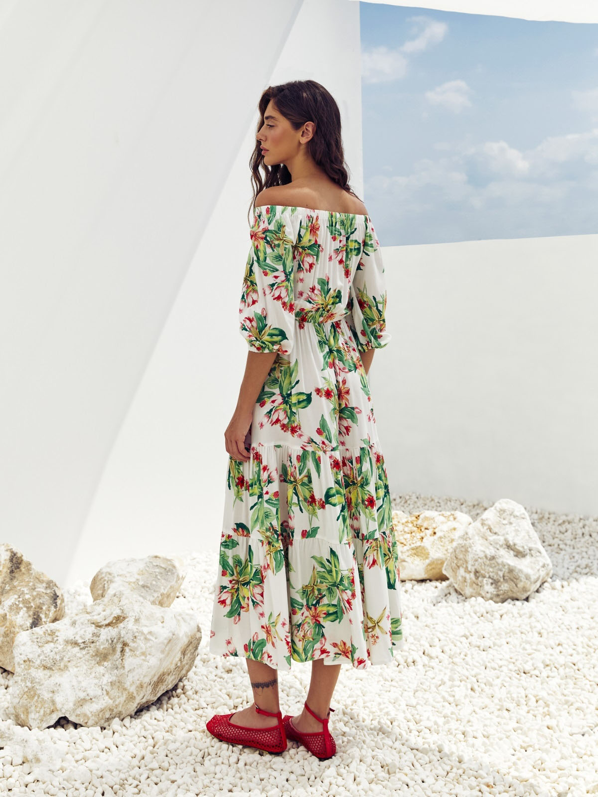 Літня сукня біла в зелений принт зі штапелю | 83955 Літня сукня біла в зелений принт зі штапелю | 83955