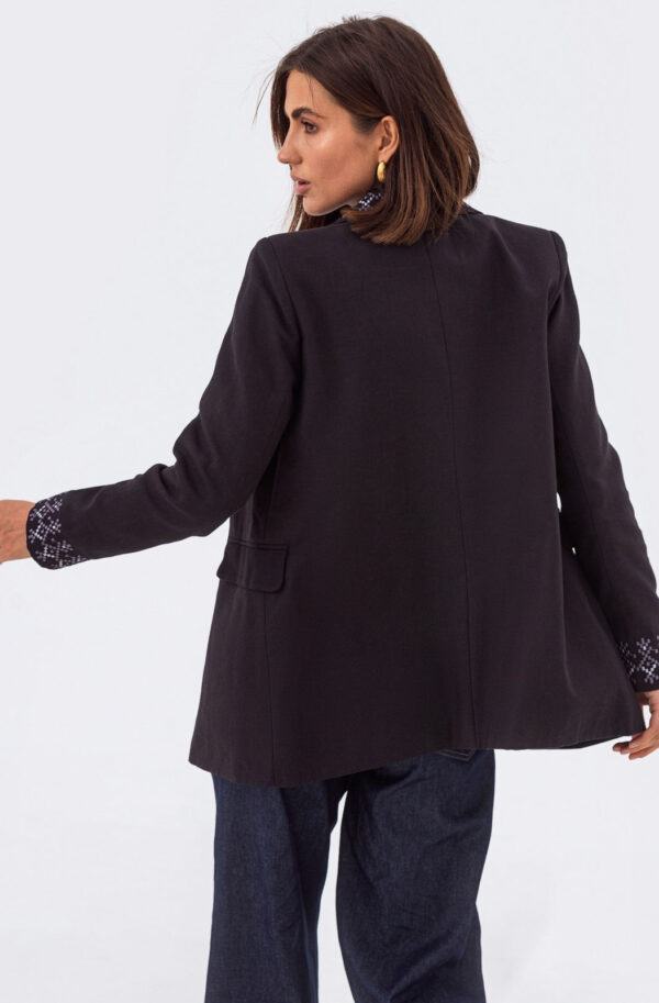 Жіночий бавовняний піджак чорний з вишивкою | 83756