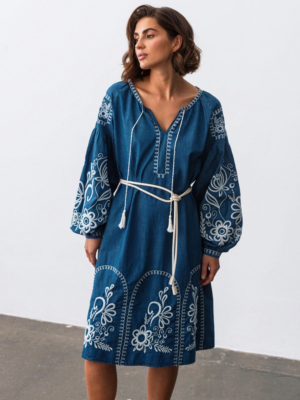 Джинсова сукня синя з вишивкою | 84493 Джинсова сукня синя з вишивкою | 84493