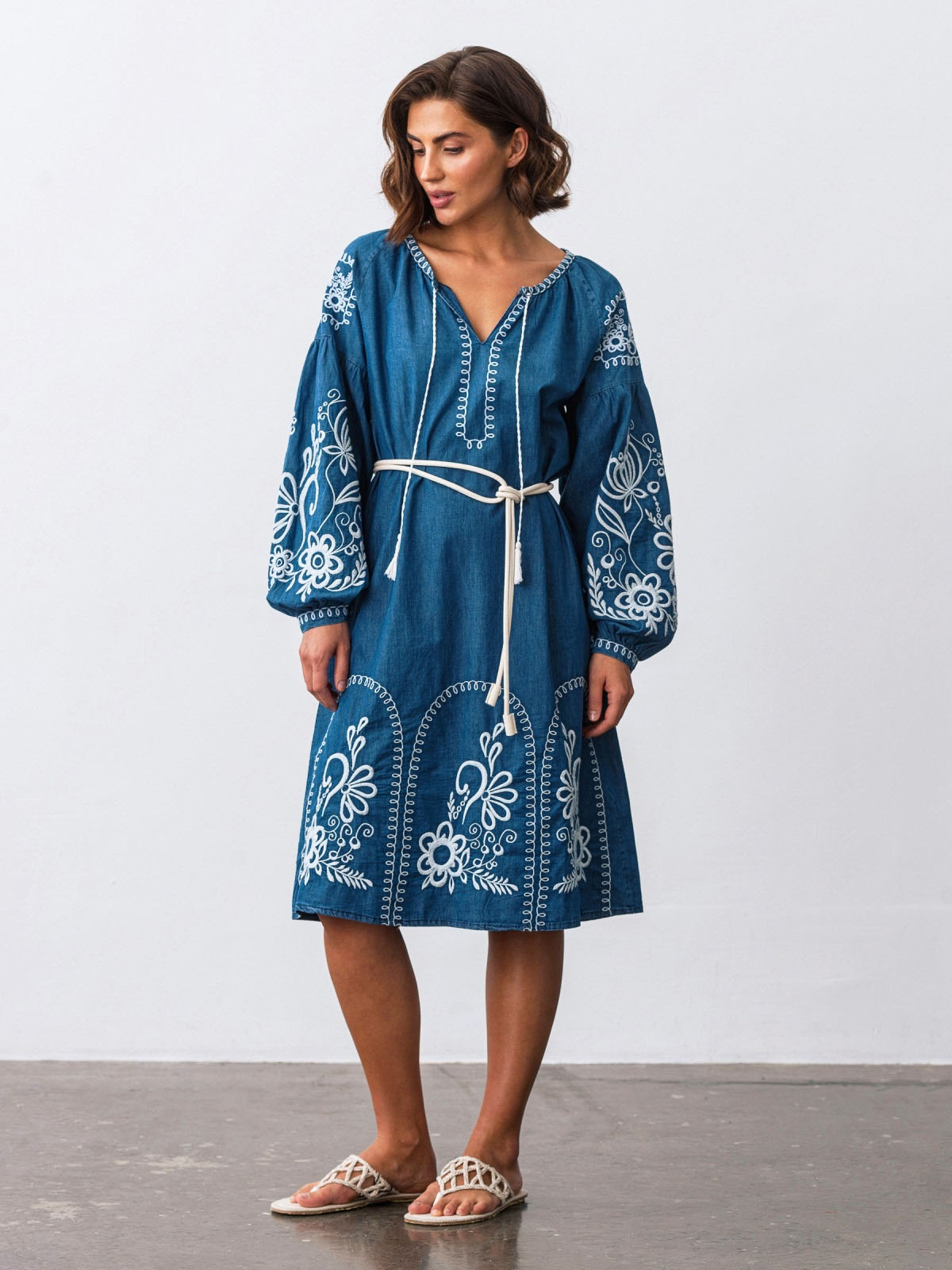 Джинсова сукня синя з вишивкою | 84493 Джинсова сукня синя з вишивкою | 84493