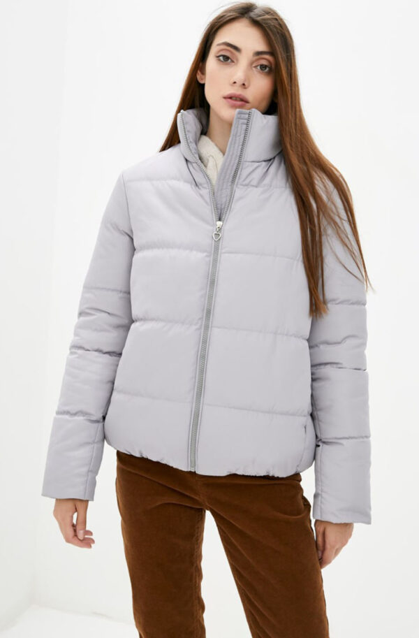 Демісезонна куртка світло-сіра з коміром-стійкою | 85158