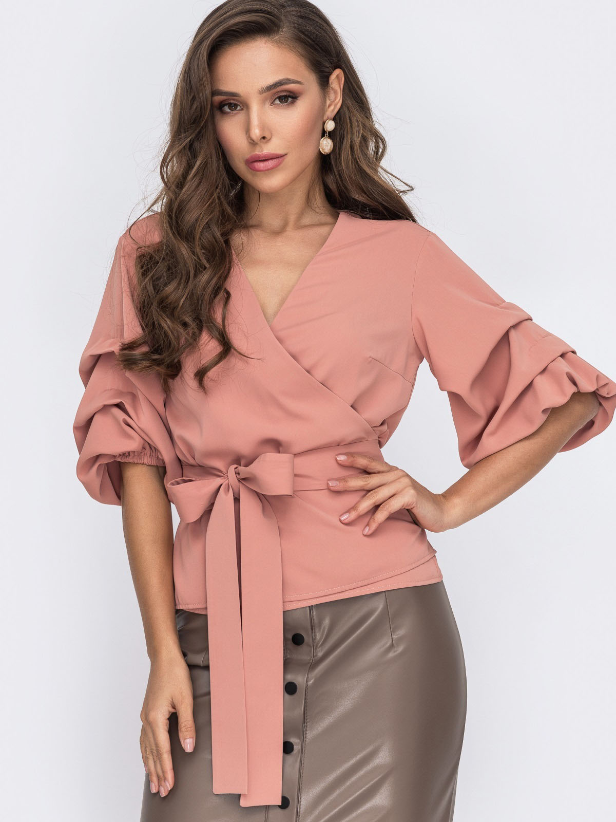 Ефектна блузка на запах пудрова | 85344 Ефектна блузка на запах пудрова | 85344