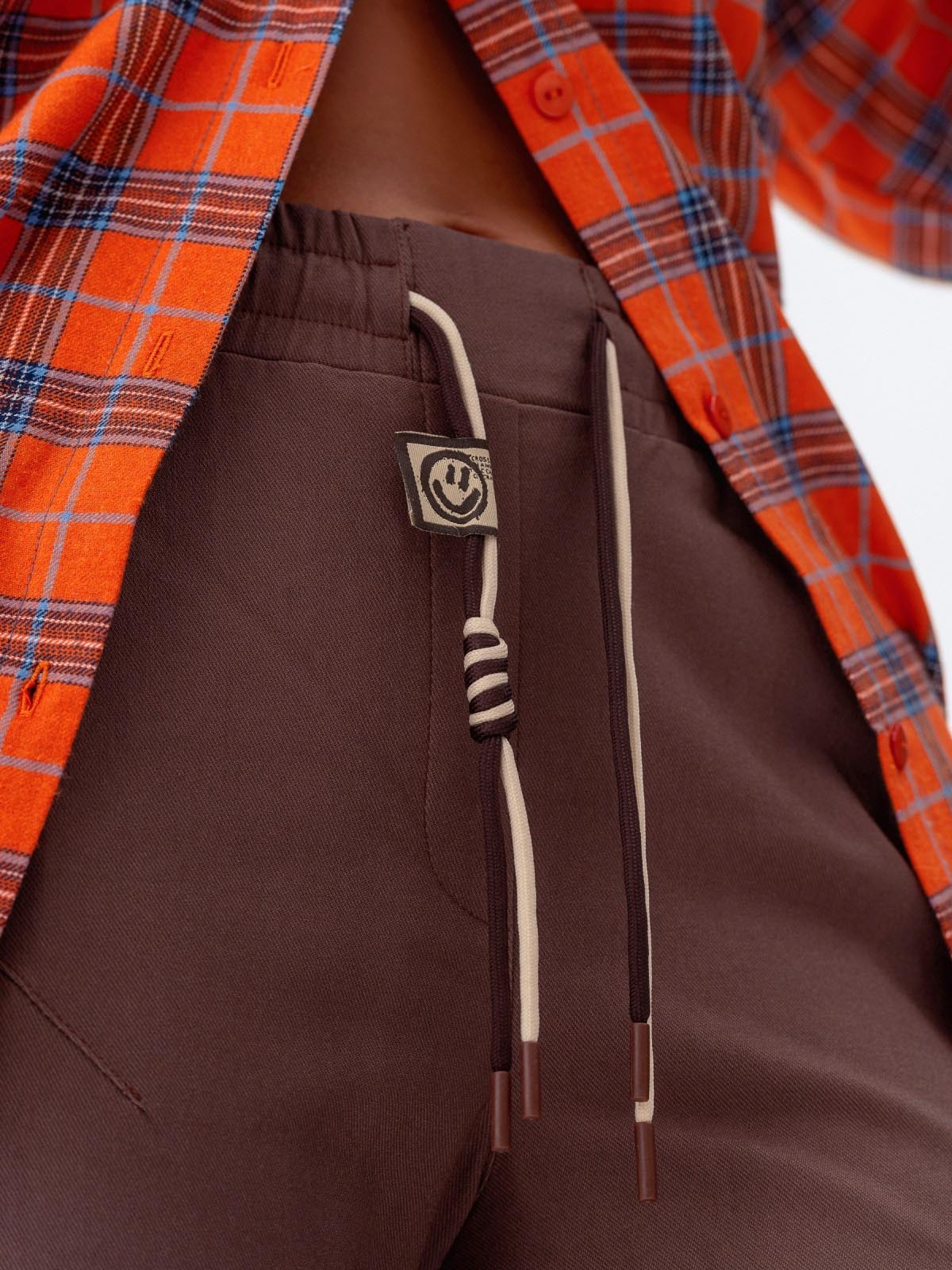 Укорочені штани коричневі завужені до низу | 84992 Укорочені штани коричневі завужені до низу | 84992