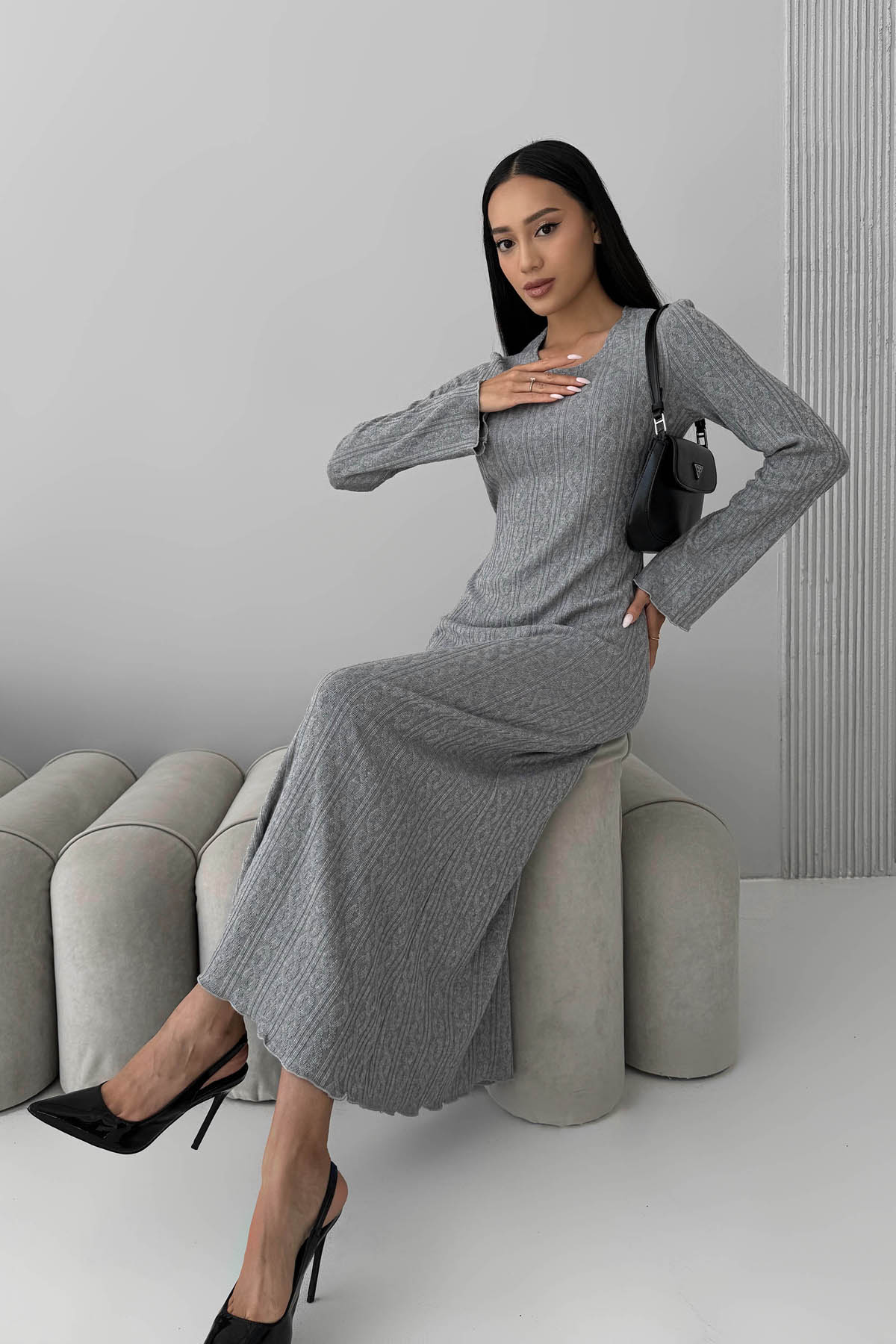 Довга в'язана сукня сіра з візерунком коси | 85330 Довга в'язана сукня сіра з візерунком коси | 85330