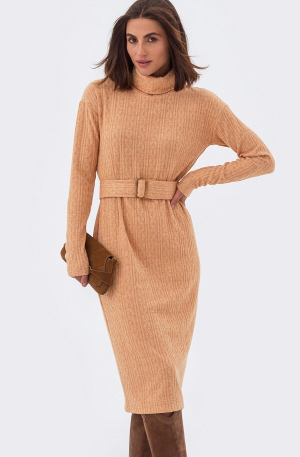 В'язана сукня-гольф з косами персикова | 85803