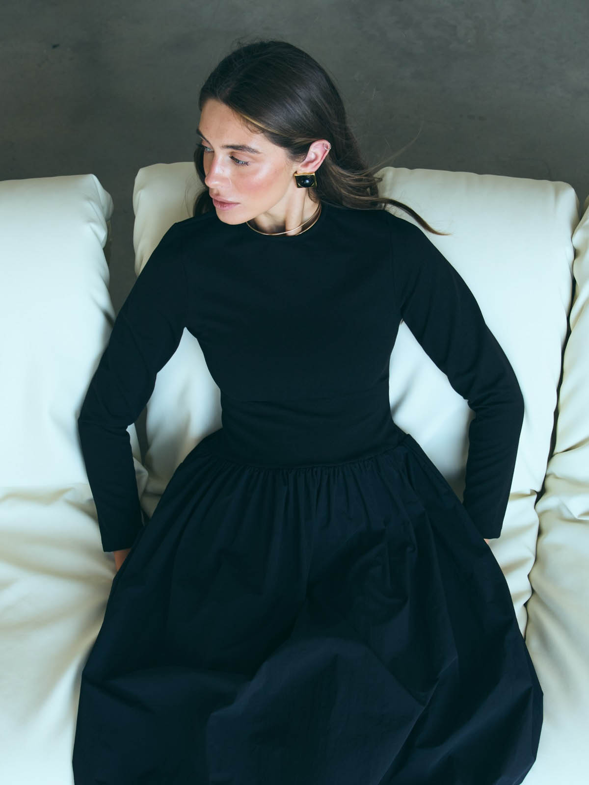 Трикотажна сукня чорна зі спідницею балон | 86071 Трикотажна сукня чорна зі спідницею балон | 86071