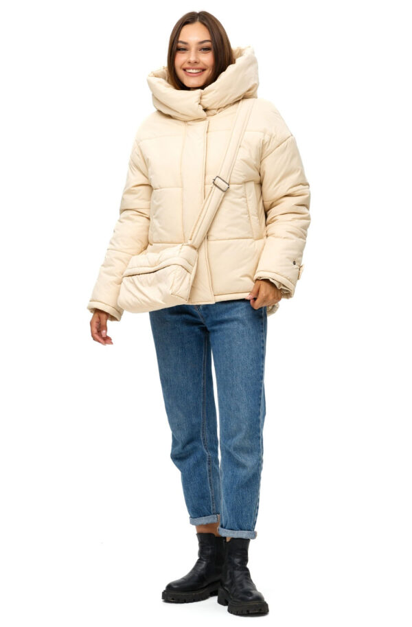 Зимова коротка куртка айворі із сумкою | 86340