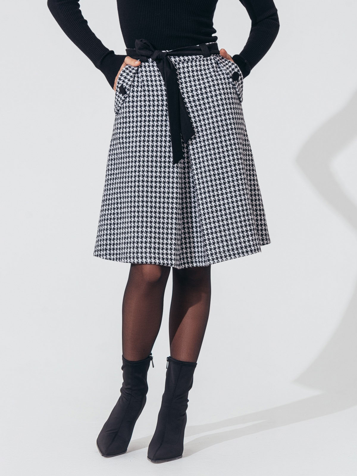 Спідниця-трапеція у гусячу лапку чорно-біла | 86404 Спідниця-трапеція у гусячу лапку чорно-біла | 86404