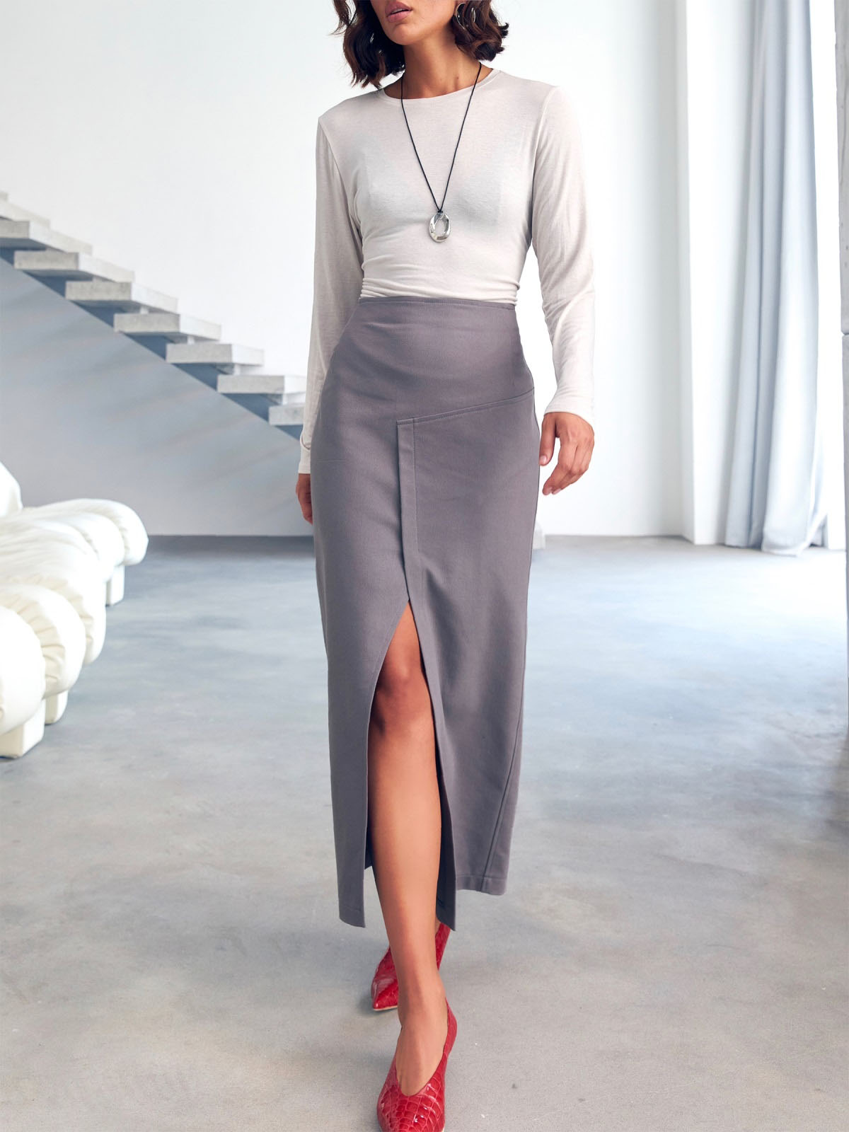 Джинсова спідниця сіра з розрізом спереду | 86295 Джинсова спідниця сіра з розрізом спереду | 86295