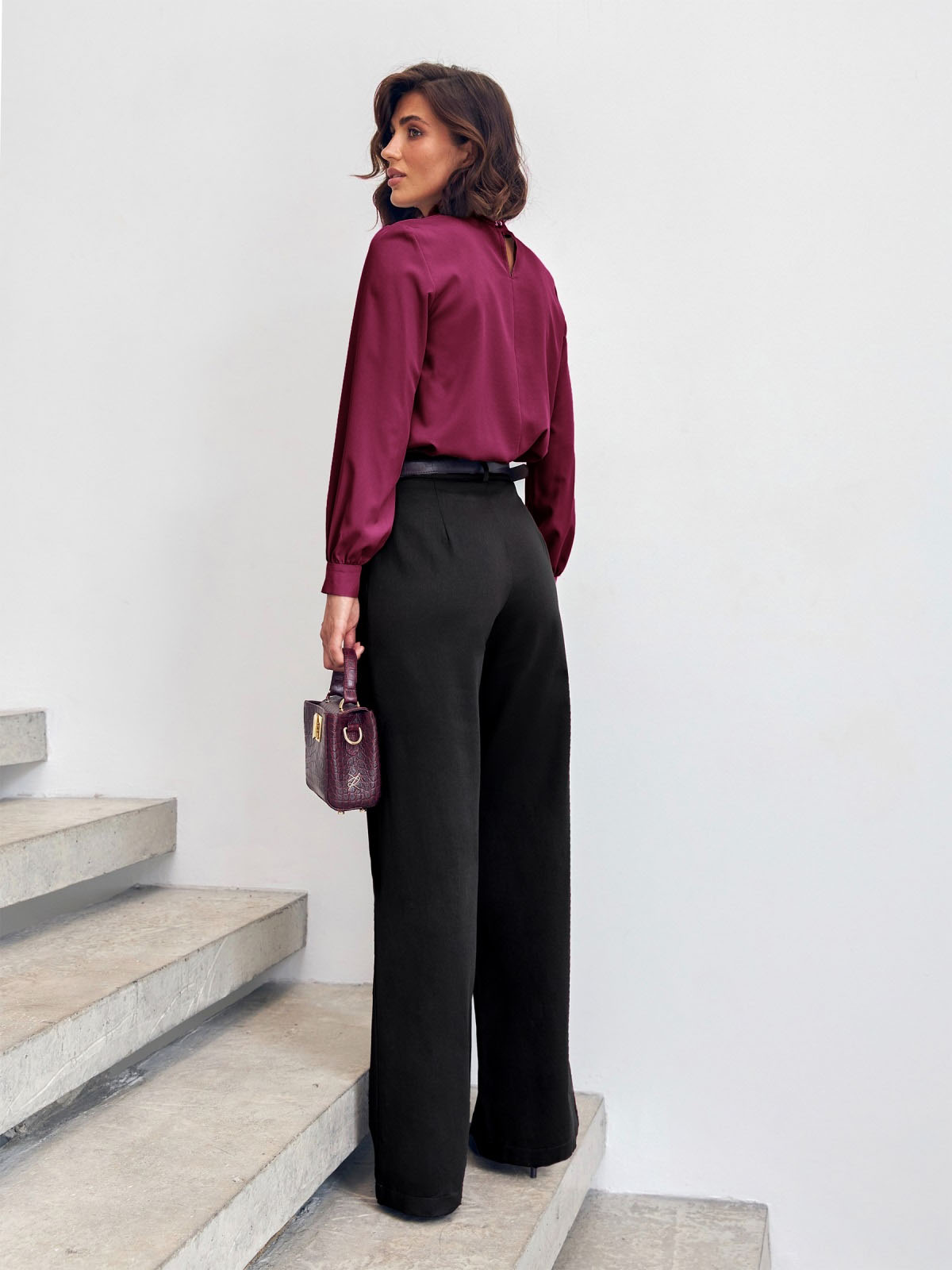 Жіночі класичні штани чорні з габардину | 86280 Жіночі класичні штани чорні з габардину | 86280