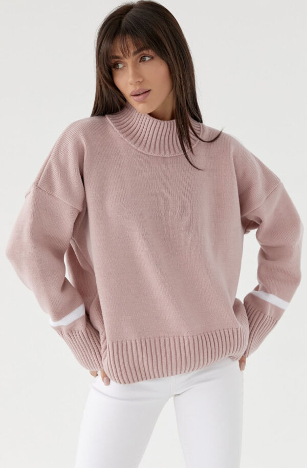 Светр оверсайз із високим коміром пудровий | 87015