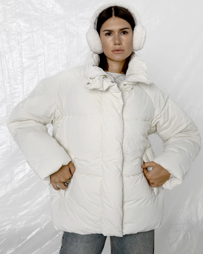 Зимовий короткий пуховик молочний | 87167