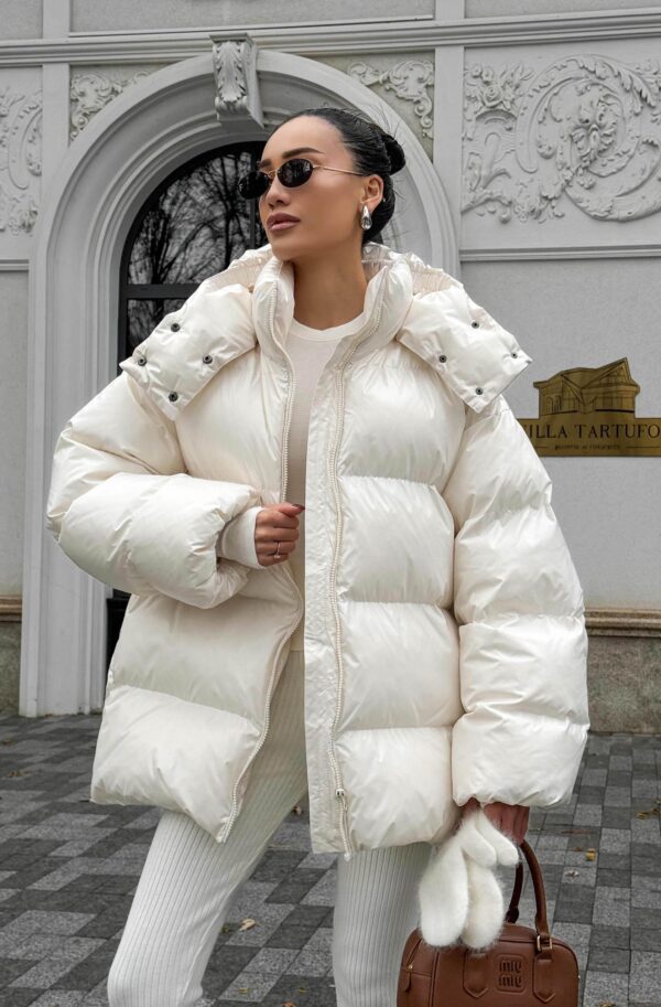 Зимовий короткий пуховик оверсайз молочний | 86847