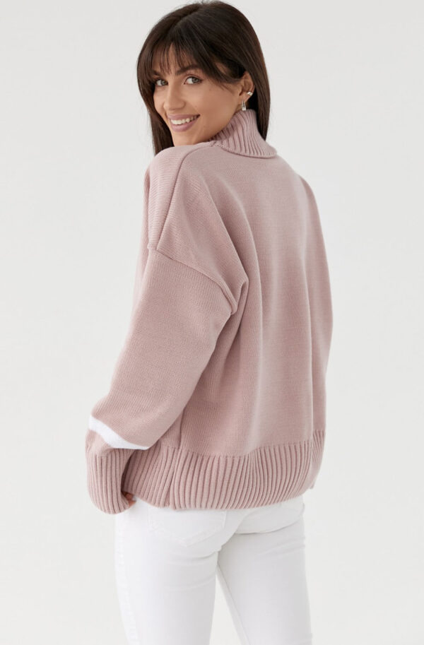 Светр оверсайз із високим коміром пудровий | 87015