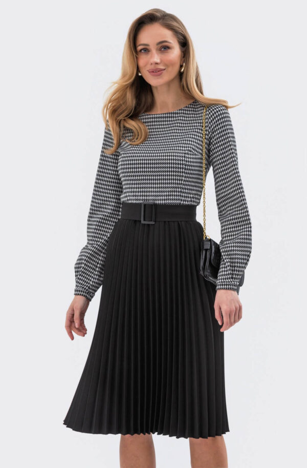 Ділова сукня зі спідницею плісе чорна | 86857