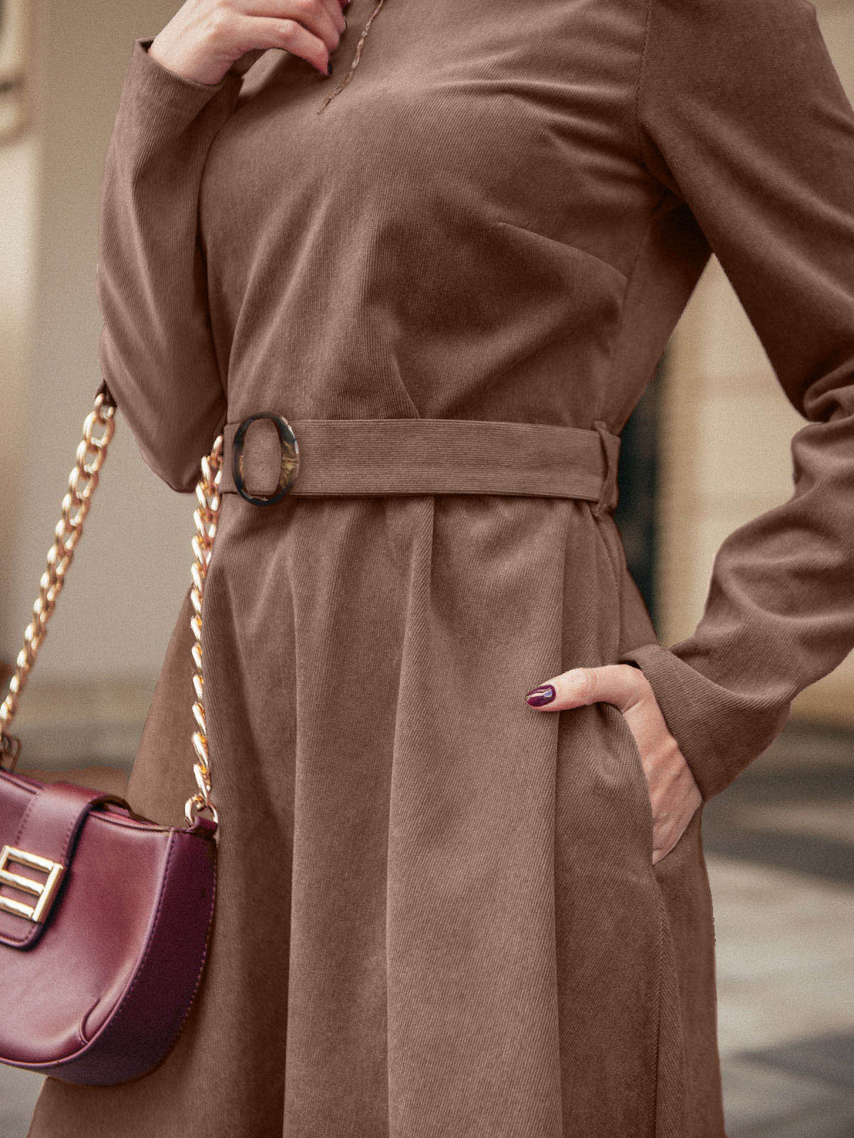 Сукня розкльошена з мікровельвету коричнева | 87412 Сукня розкльошена з мікровельвету коричнева | 87412