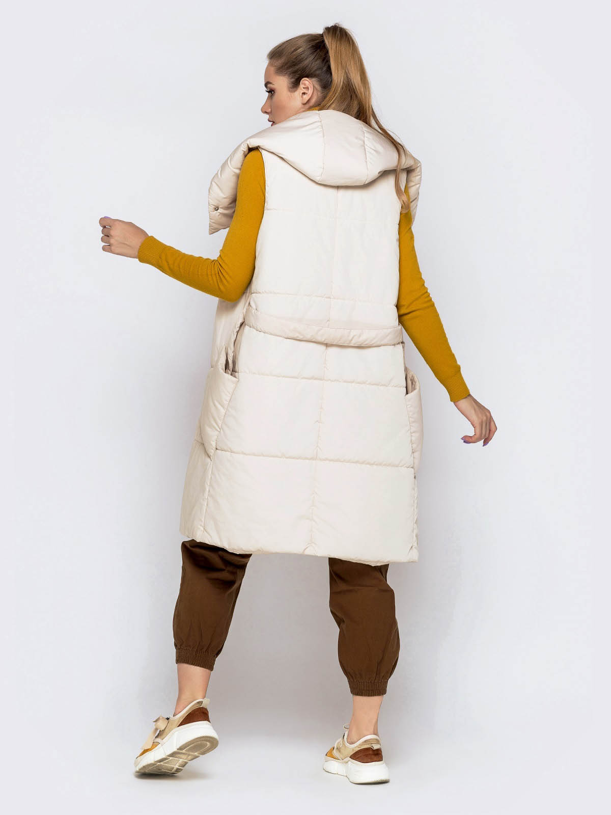 Подовжений жилет з капюшоном світло-бежевий | 87615 Подовжений жилет з капюшоном світло-бежевий | 87615