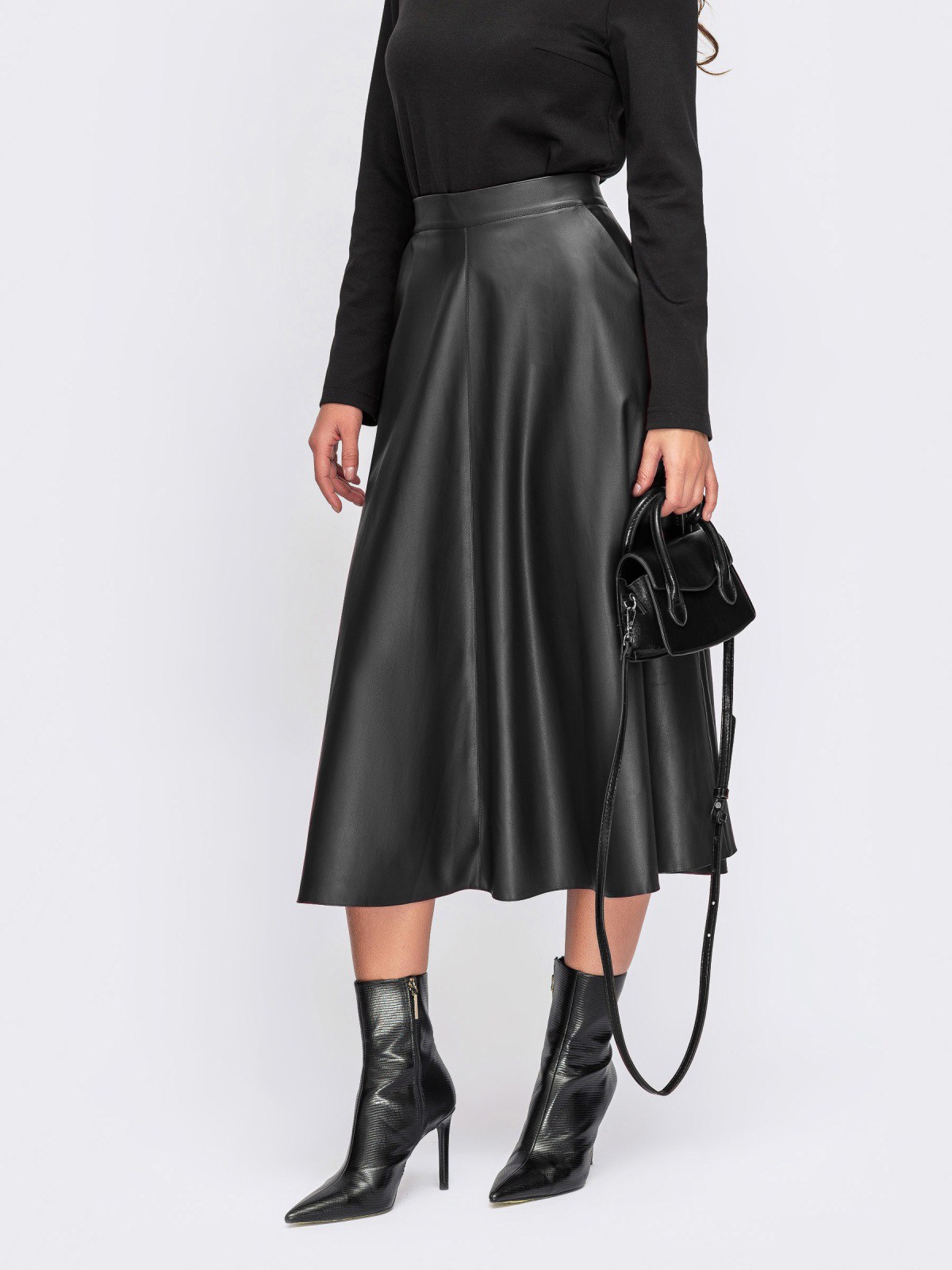 Розкльошена спідниця з екошкіри чорна | 88007 Розкльошена спідниця з екошкіри чорна | 88007