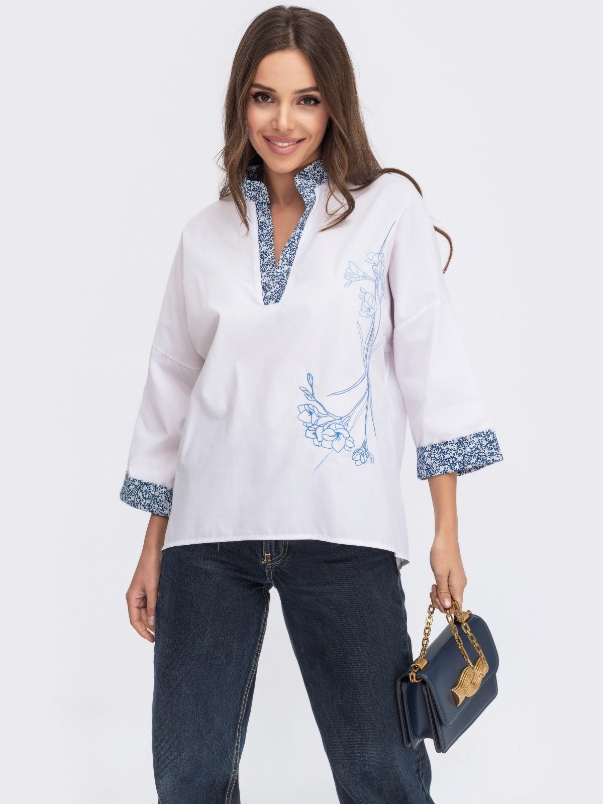 Блузка в стилі оверсайз біла з вишивкою | 88374 Блузка в стилі оверсайз біла з вишивкою | 88374